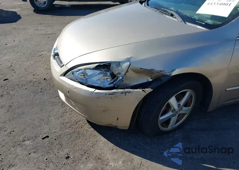 2005 Honda Accord 2.4 Ex из США, поврежденный, VIN 1HGCM56815A023365